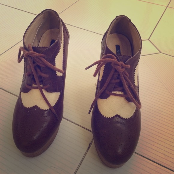 Cute and different wedge.