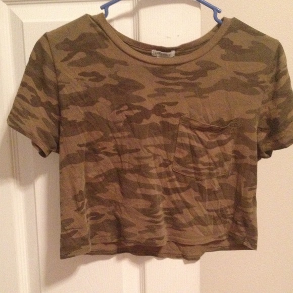 forever 21 camo crop top