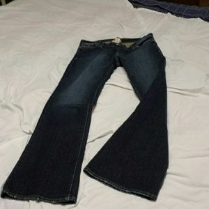 SOLD......LUCKY brand jeans size 6