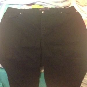 Gloria Vanderbilt Black Straight Leg Pants