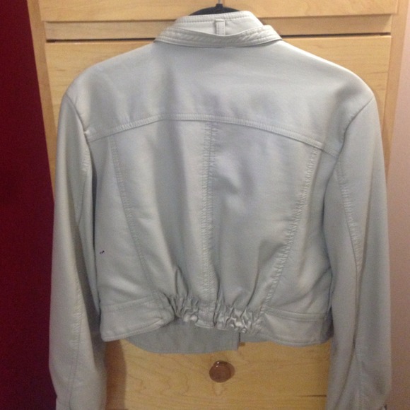 Cream leather jacket - Picture 2 of 2