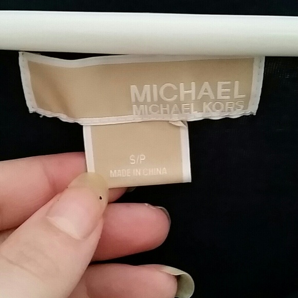 **FLASH SALE** Michael Kors top - Picture 3 of 3