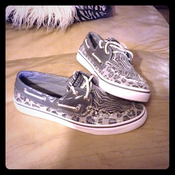 Zebra/ cheetah print youth Sperry's size 4