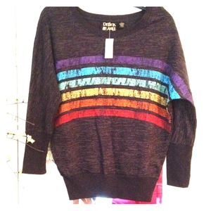 NWT Derek heart sweater