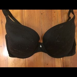 🎉BUNDLED 🎉Set of 4 VS Demi Bras