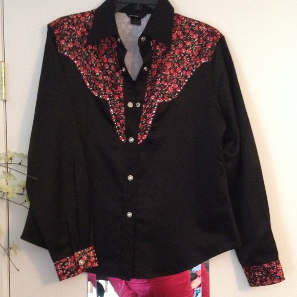 Nwot thick silk button up