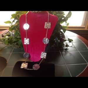 Randolf Duke modern necklace  💥💥Drastic $38