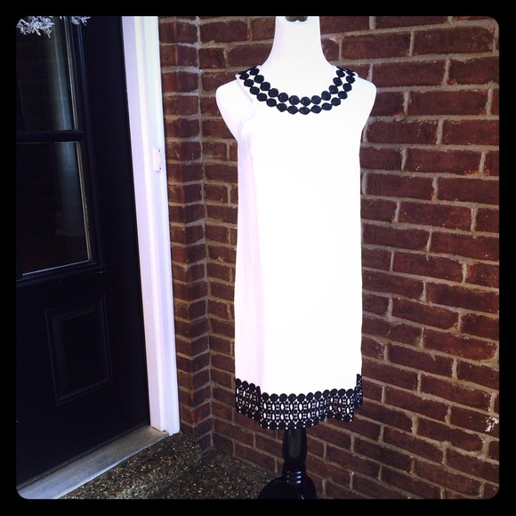 Nine West cream and black dress size 2