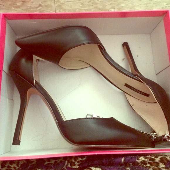 Point Toe Black Stiletto Heels