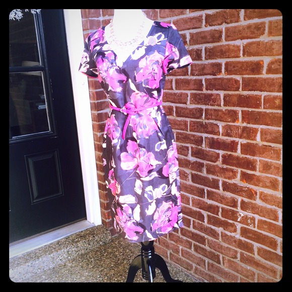 NWT Banana Republic floral dress Size 2