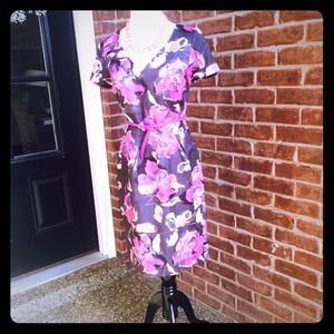 NWT Banana Republic floral dress Size 2