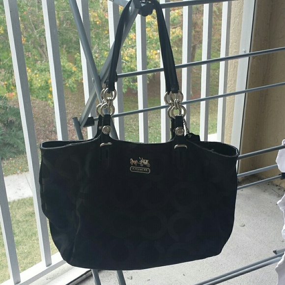 LIKE NEW Black Coach Tote