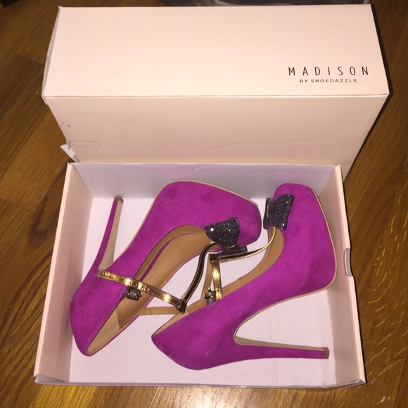 Shoe Dazzle Shoes - Magenta heels
