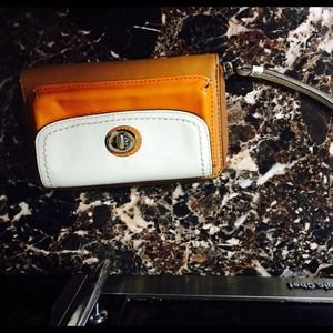 Authentic coach wallet:wristlet