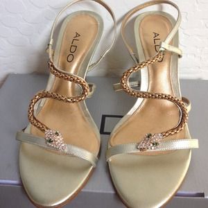 ALDO Shoes - ALDO Snake Heels SZ. 6 ALDO Shoes - ALDO Snake Heels SZ. 6