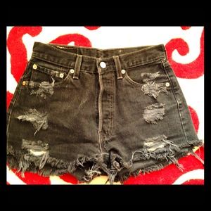 High waisted Levi denim shorts