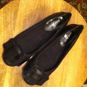 Cute Nine West Black Flats
