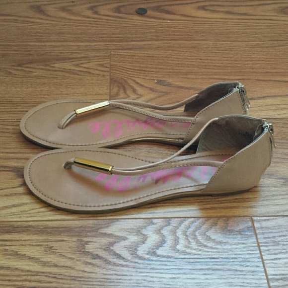 ***SOLD*** - Picture 2 of 3