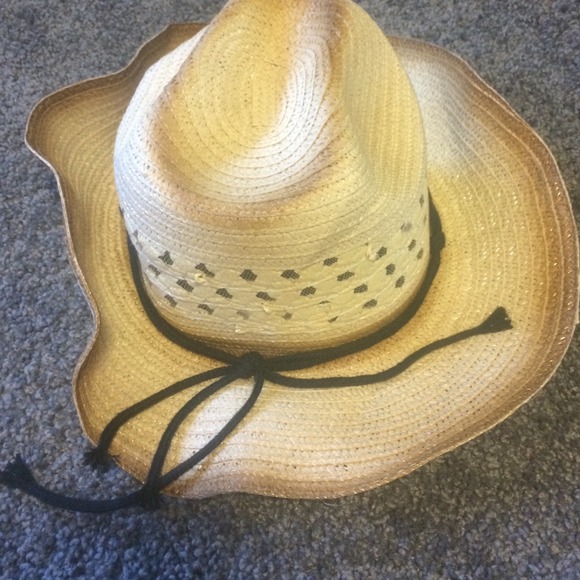 Beach hat - Picture 3 of 6