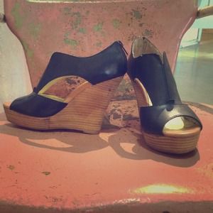 Black Leather Cutout Seychelles Wedges