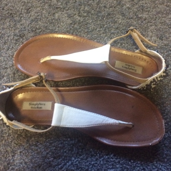 Vera Wang Sandals