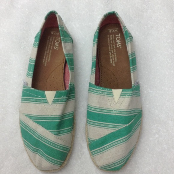 Toms