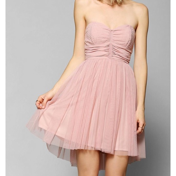 NWT urban outfitters Rose colored strapless dress