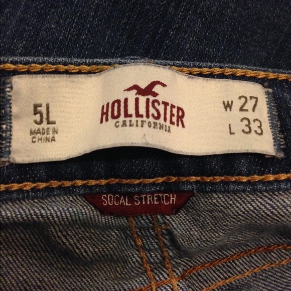 Almost new 5L Hollister skinny destroyed jeans - Picture 3 of 4