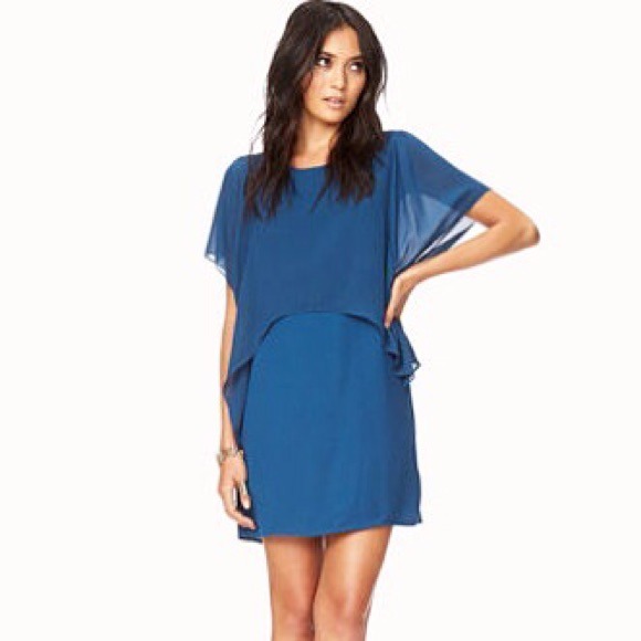 Forever 21 Dresses & Skirts - Forever 21- Love 21  Flutter Sleeve Shift Dress