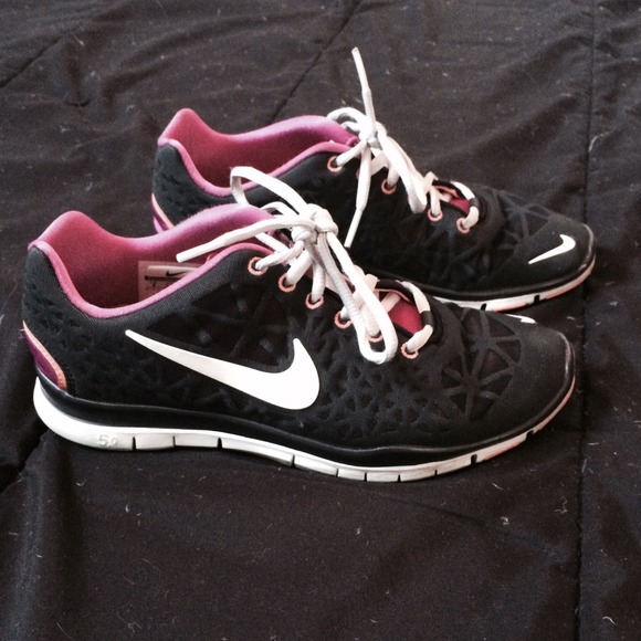 Nike Shoes - PRICE REDUCED Nike TR Fit 3 Women's Shoes