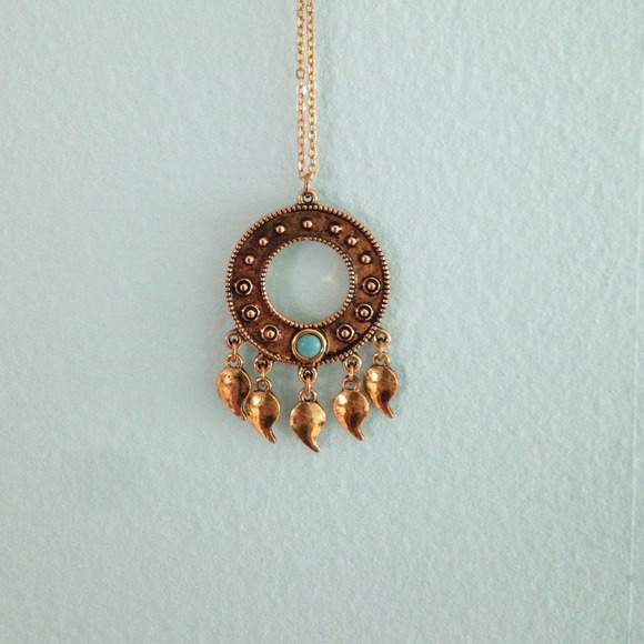 Brandy Melville Jewelry - Gold Dream Catcher Necklace