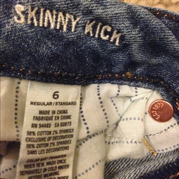 American Eagle size 6 skinny kick - Picture 2 of 4
