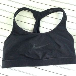 (BUNDLED) Nike reversible sports bra NWOT
