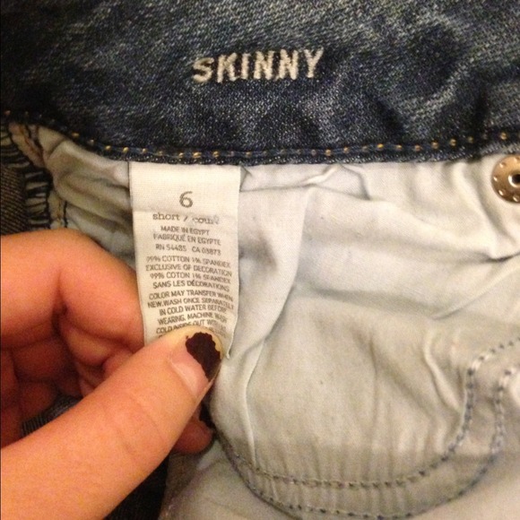 American Eagle size 6 short skinny jeans - Picture 3 of 4