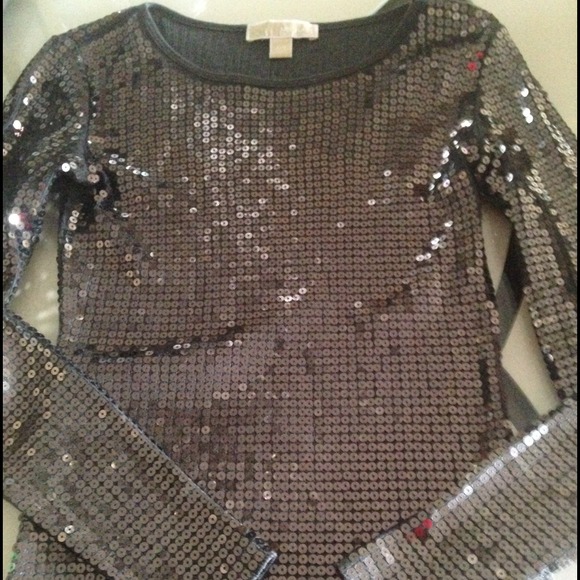 🎈🎈🎈SOLD🎈🎈🎈 Kors Beautiful Sequin Top