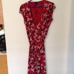 CITY unltd. wrap dress with cap sleeves