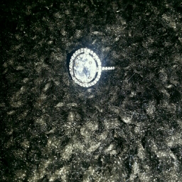 Gorgeous cocktail ring. .