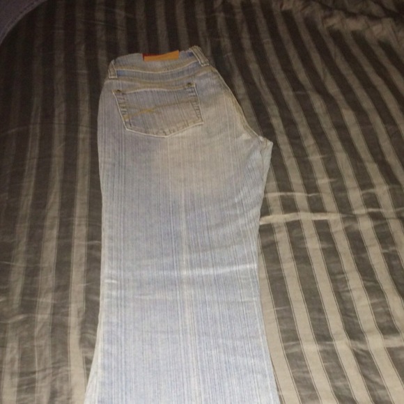 Jeans - Picture 3 of 4