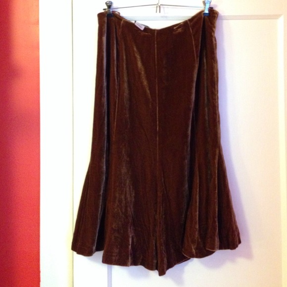 Bundled. Brown velvet skirt - Picture 3 of 4
