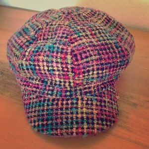 Sold in bundle Multi color tweed hat