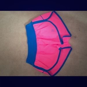 Brand new Gilly Hicks Sport Shorts.Throw me offers