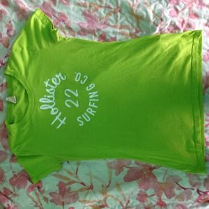 Hollister t-shirt