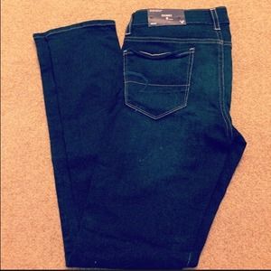 Brand new pair of American Eagle Jeans