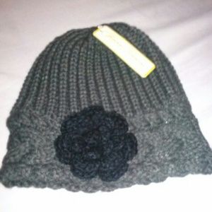 Flower beanie
