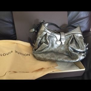 🎉‼️💯AUTHENTIC LOUIS VUITTON‼️🎉