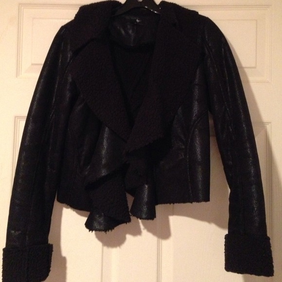 Black Jacket - Picture 1 of 4