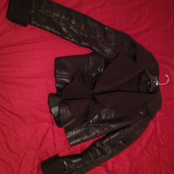 Black Jacket - Picture 4 of 4