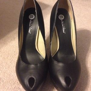 Michael Antonio heels