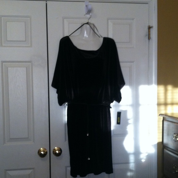 NWT Black velour look dress