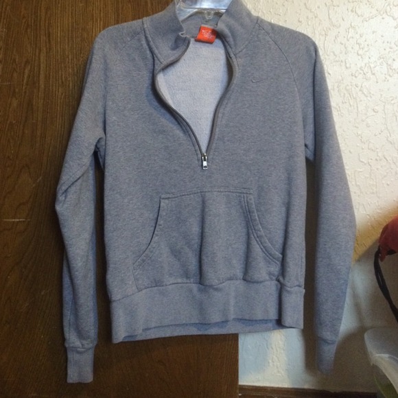 Nike half zip grey pullover